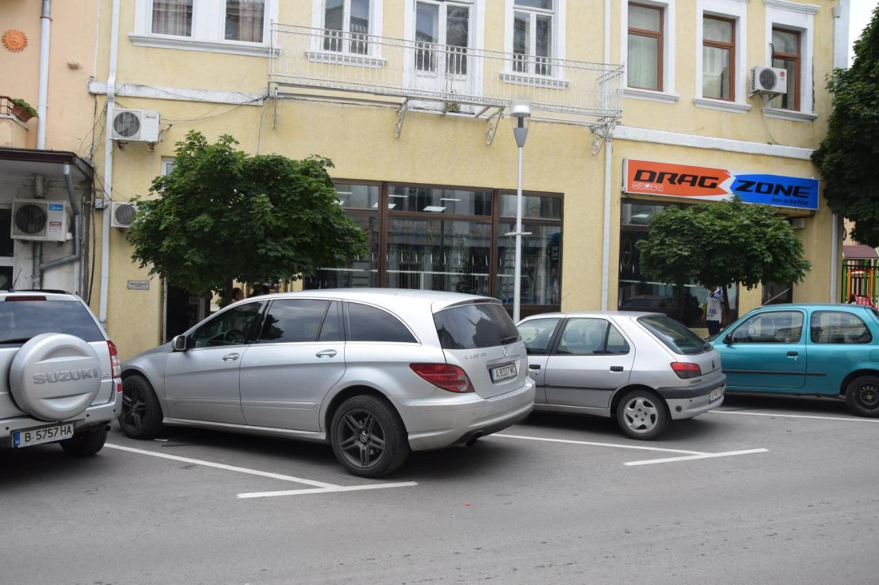 Нестандартно Бутиково Студио За Двама Романтика Varna Exterior photo